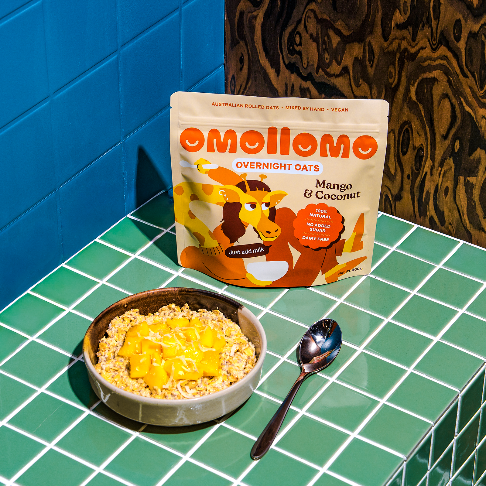 Mango & Coconut Overnight Oats